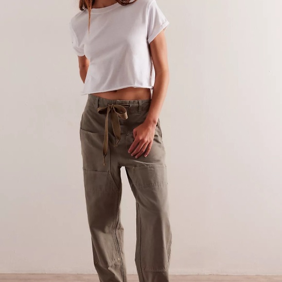 NWT We The Free by Free People “Laurel Oak” Utility Pants – Size Large - Picture 1 of 7